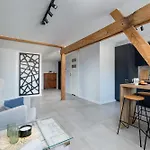 Modern Space By Bookinghost *