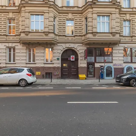 Modern Space By Bookinghost *