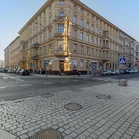 Modern Space By Bookinghost *