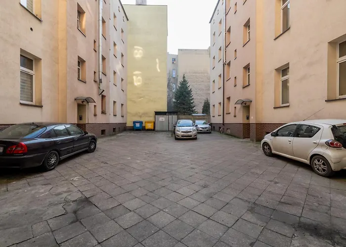 Apartament Modern Space By Bookinghost