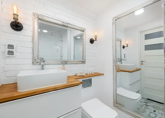 Modern Space By Bookinghost